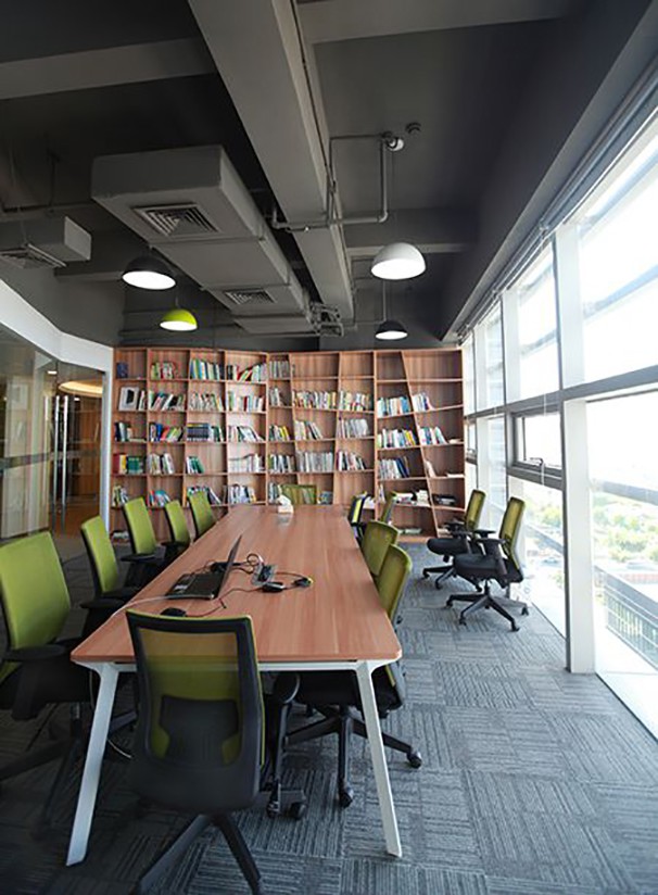 書架辦公室設計實景圖