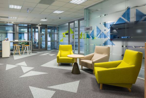 上海辦公室設(shè)計(jì)中前臺(tái)如何設(shè)計(jì)？